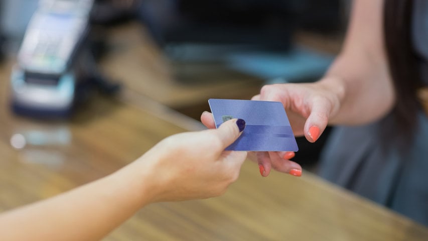 Are Surcharges in the Tour Industry a Smart Revenue Tool or a Booking Barrier?